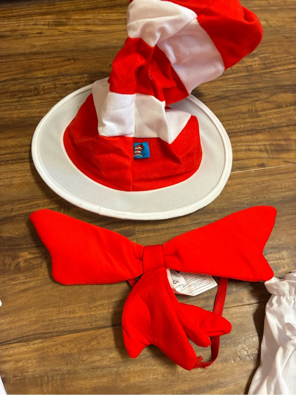 Cat in the Hat Costume Set - Picture 5 of 7